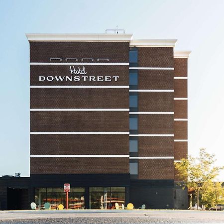 Hotel Downstreet, Ascend Hotel Collection North Adams Bagian luar foto