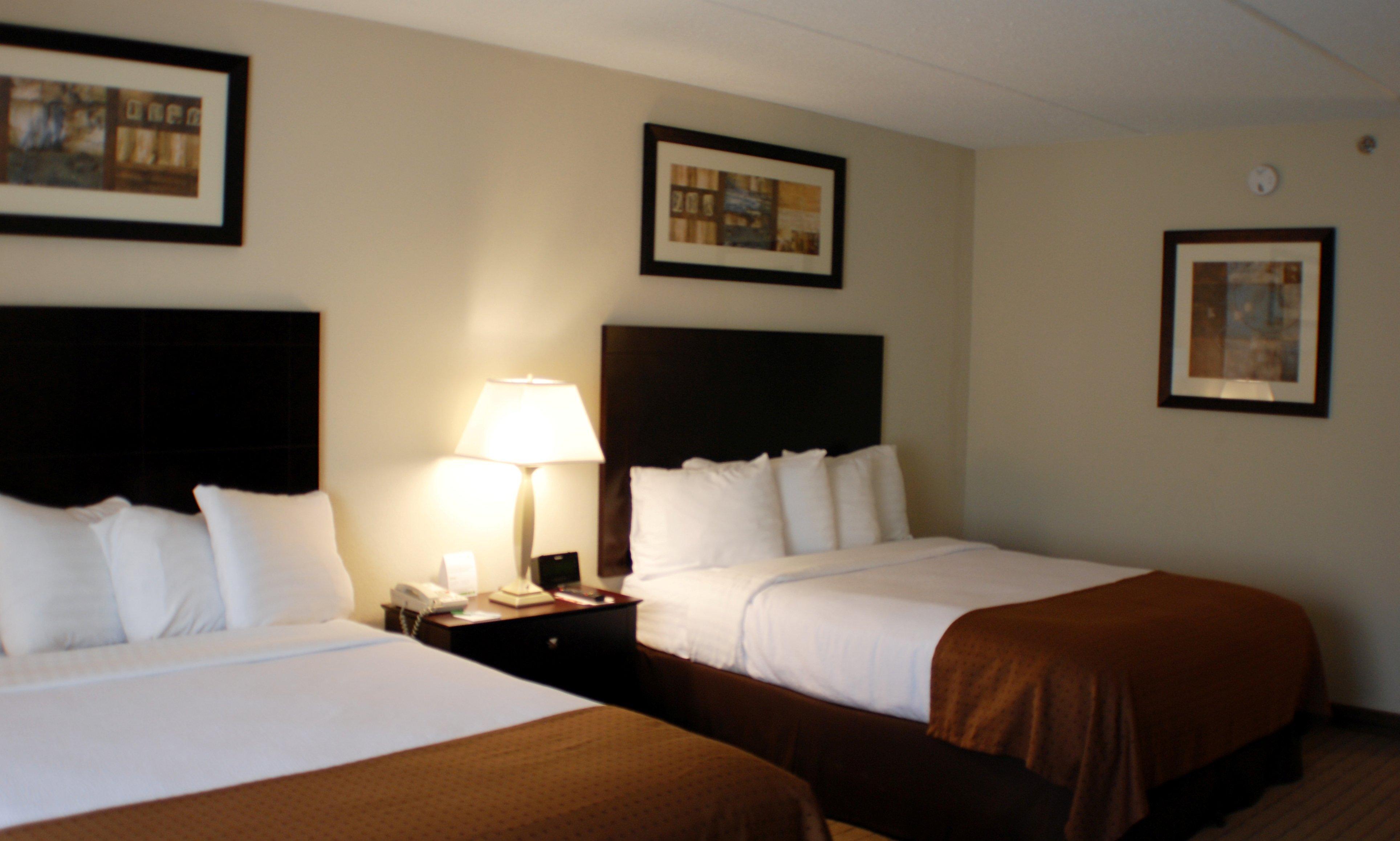Hotel Downstreet, Ascend Hotel Collection North Adams Bagian luar foto